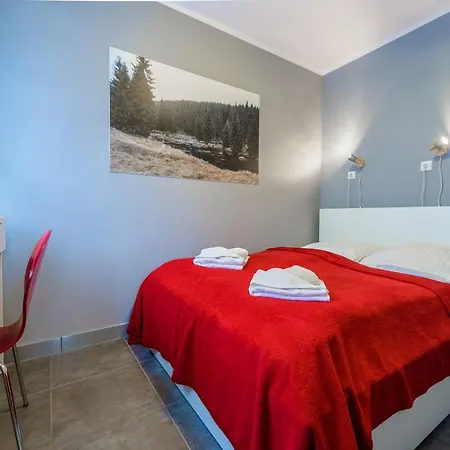 Rentplanet - Cicha 아파트